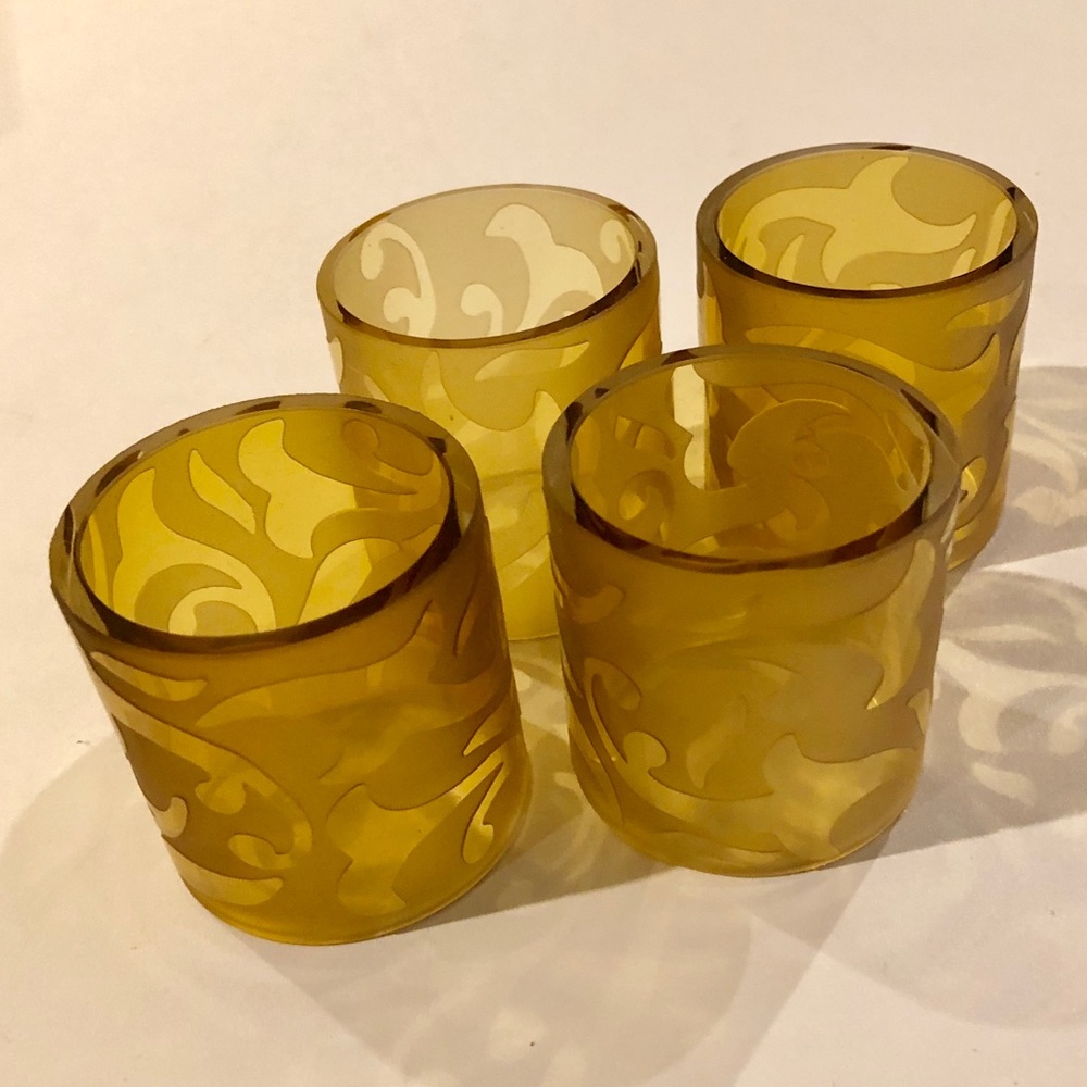 Sets (4) Michael Weems Collection Yellow Elise Etched Glass Napkin Rings NIB!!!
